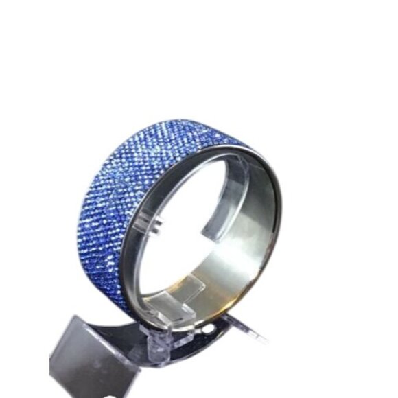Chisel Stainless Steel Bracelet W/13 Rows of Blue Rhinestones (1430 1431) - Picture 2 of 5